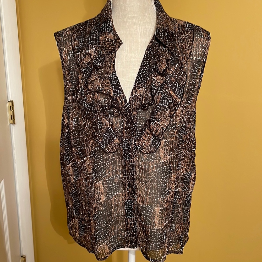 Sleeveless Blouse